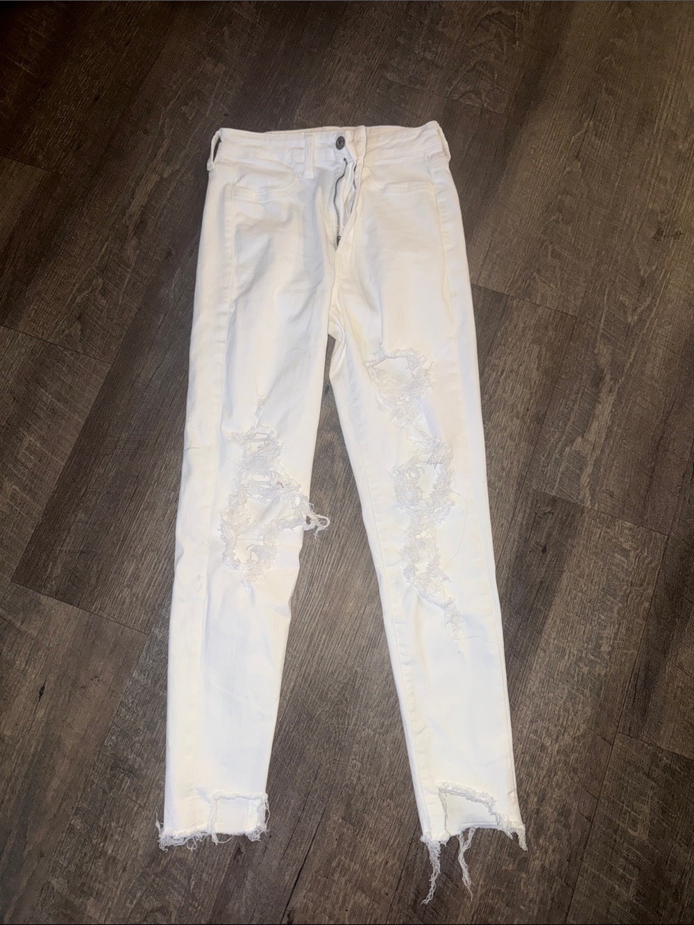 American Eagle Outfitters White Ripped Skinny Jeans - Women